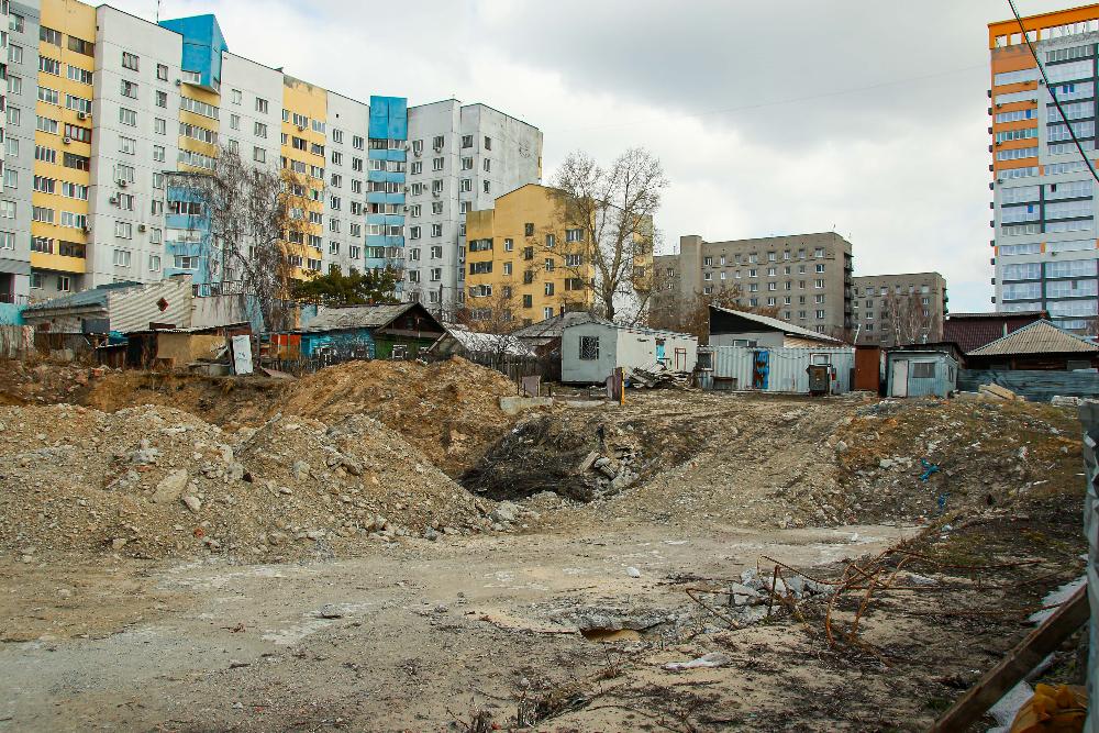 Дольщикам замороженной высотки в Барнауле вернули деньги с эскроу