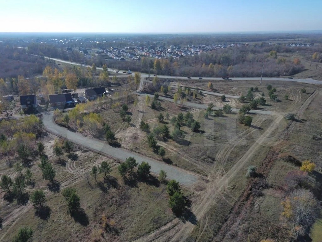 В пригороде Барнаула строят маленький коттеджный поселок